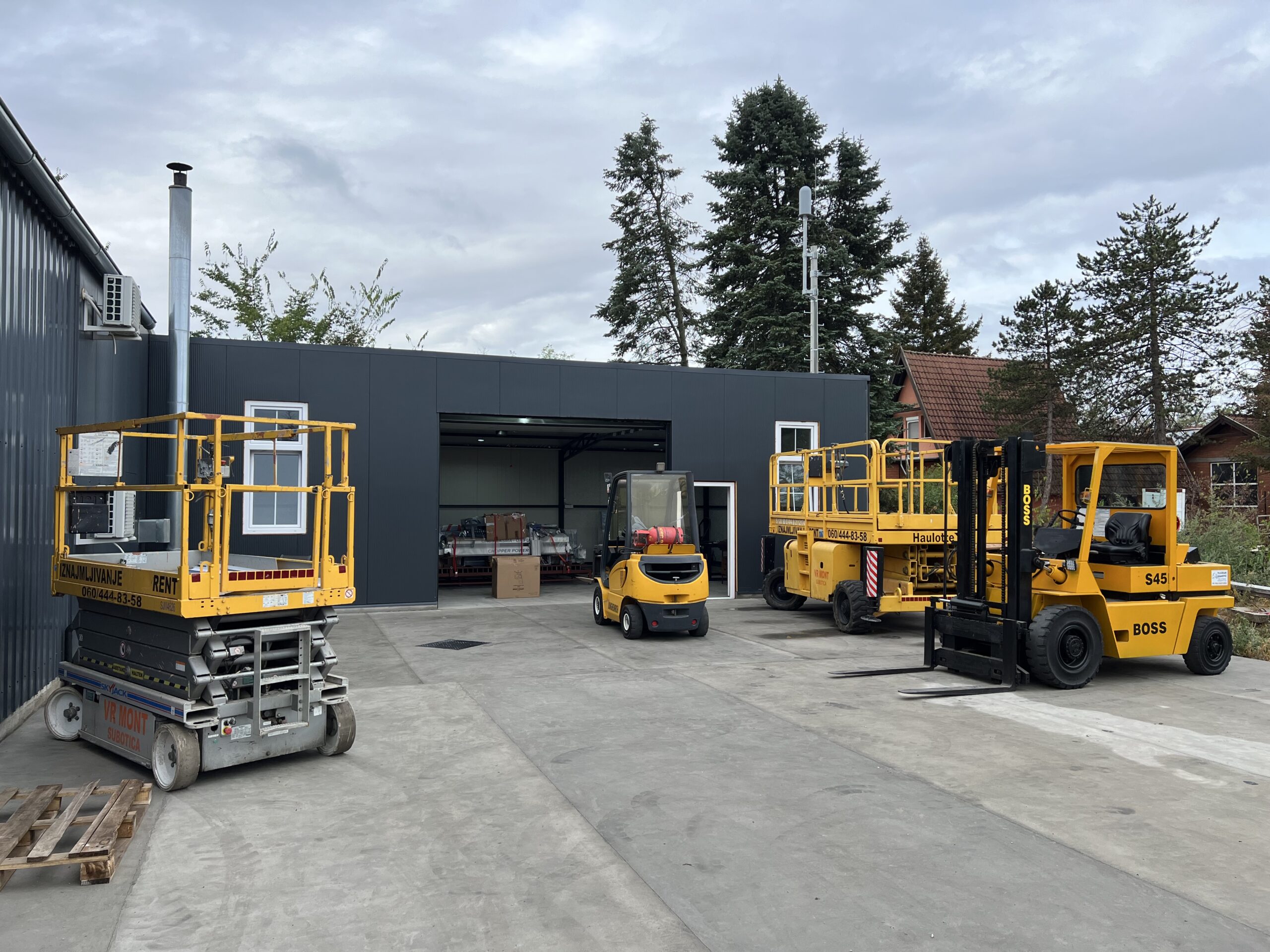 Radne mašine za iznajmljivanje